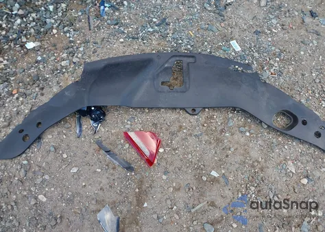 2019 Honda Pilot Elite z USA, uszkodzony, nr VIN 5FNYF6H02KB023924